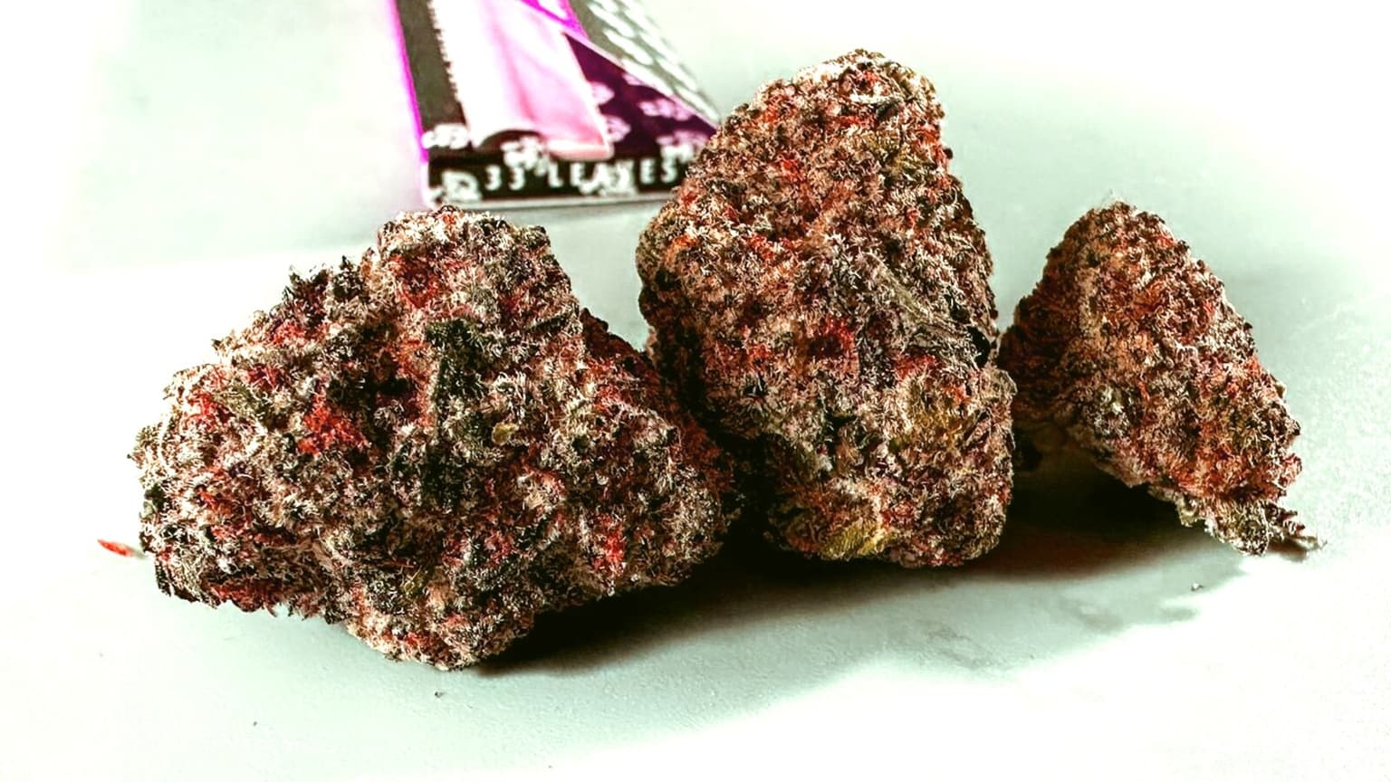 Wedding Cake Strain: Genetics, Real THC Numbers & What It Actually Takes to Grow It Right